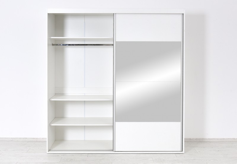 Daly Ormari s kliznim vratima