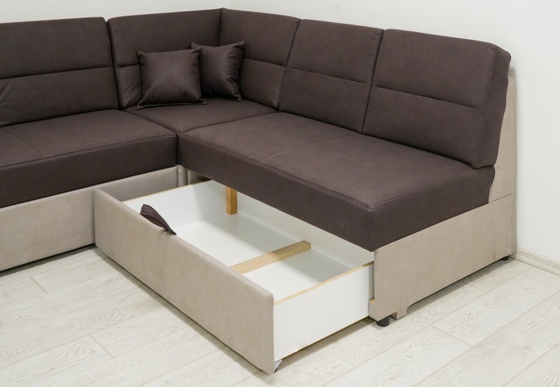 Nira Ugaone garniture