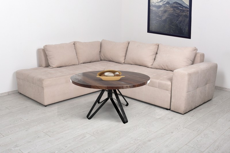 Iva Ugaone garniture